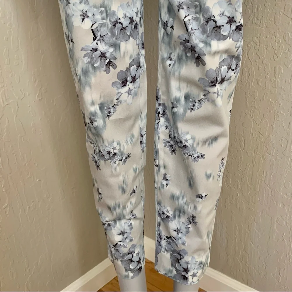 CAMBIO Renira Slim Fit Floral Mid-Rise Ankle Jeans - Picture 6 of 16